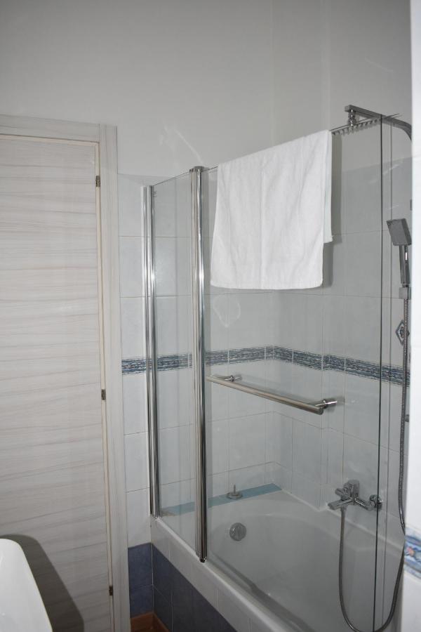 Casa Vacanze Oikia - Room Orchidea Naples Exterior photo